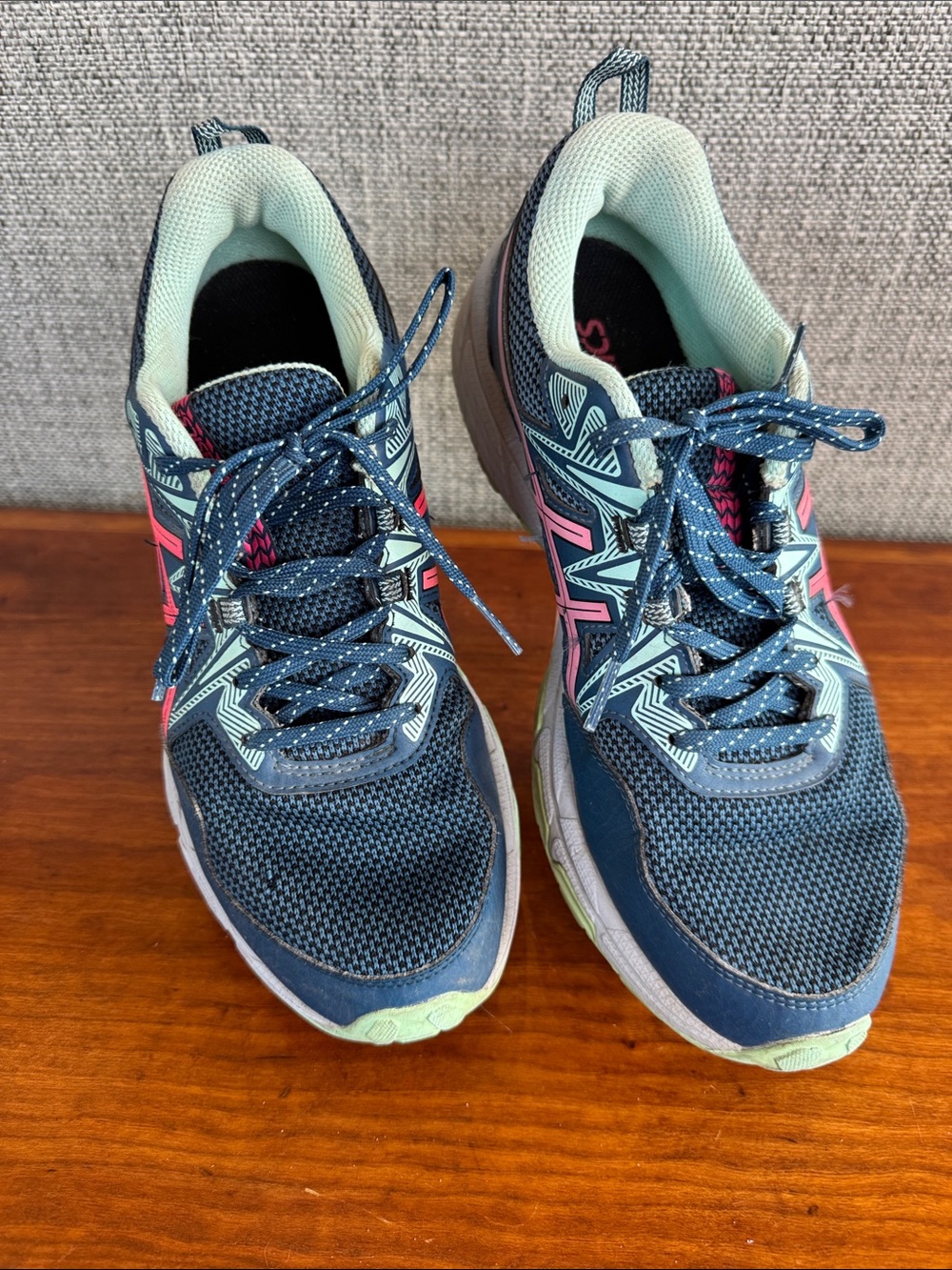 Asics Gel Venture Women's Trail Running Shoes Size 10 Wide Blue Pink